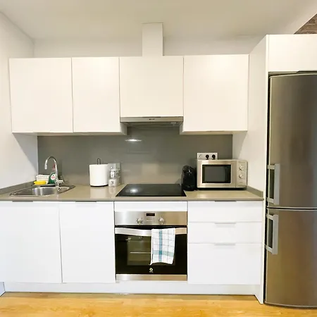 Boutique Pare Lainez- 2 Bedroom Sagrada Famlia With Balcony