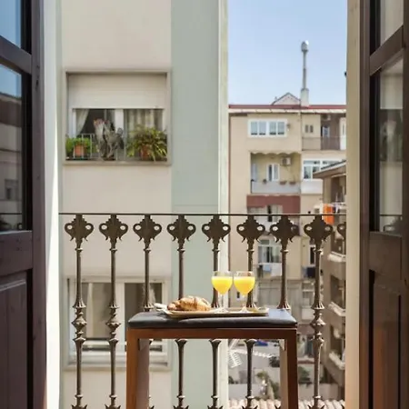 Apartment Boutique Pare Lainez- 2 Bedroom Sagrada Famlia With Balcony *
